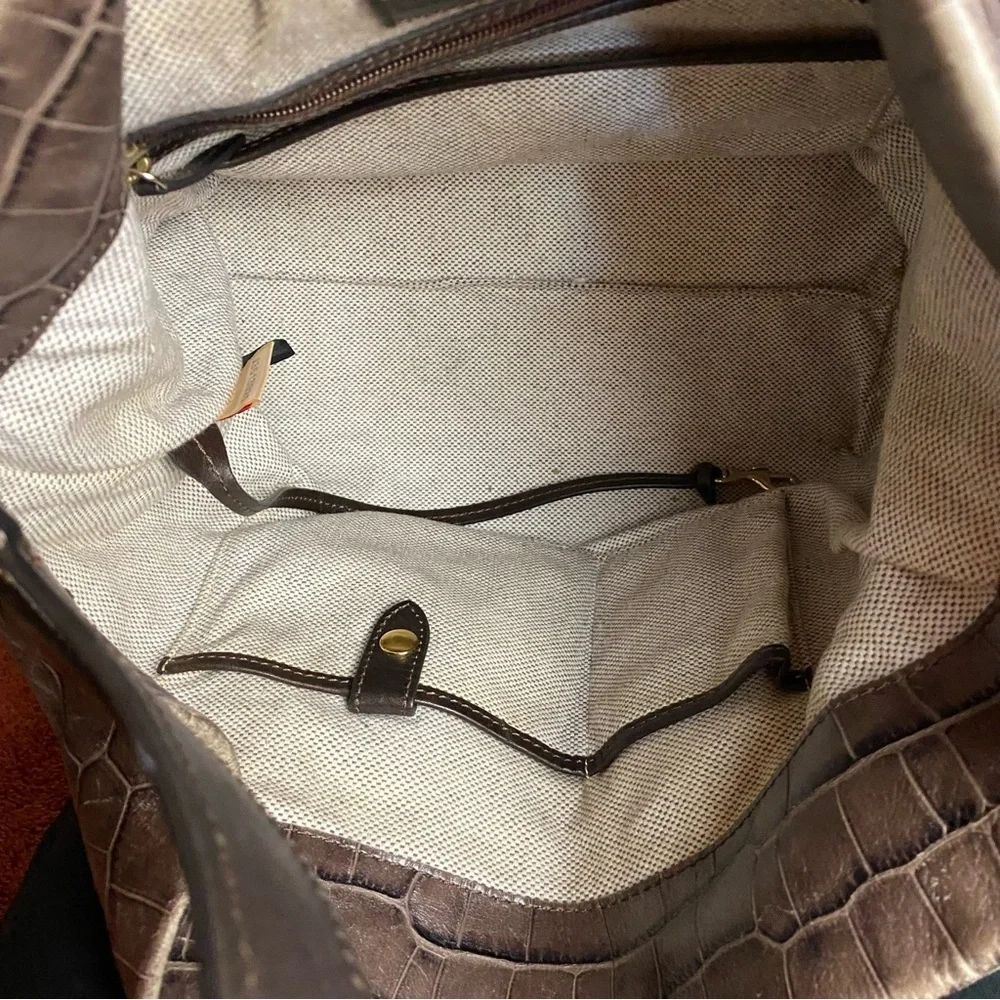 Vtg Authentic Dooney & Bourke Croc Embossed Leather Shoulder Bag Dark Brown
